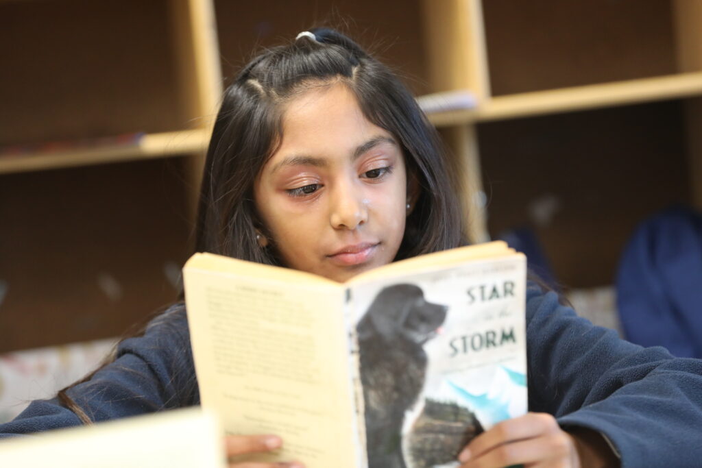 Grade 4 student reading